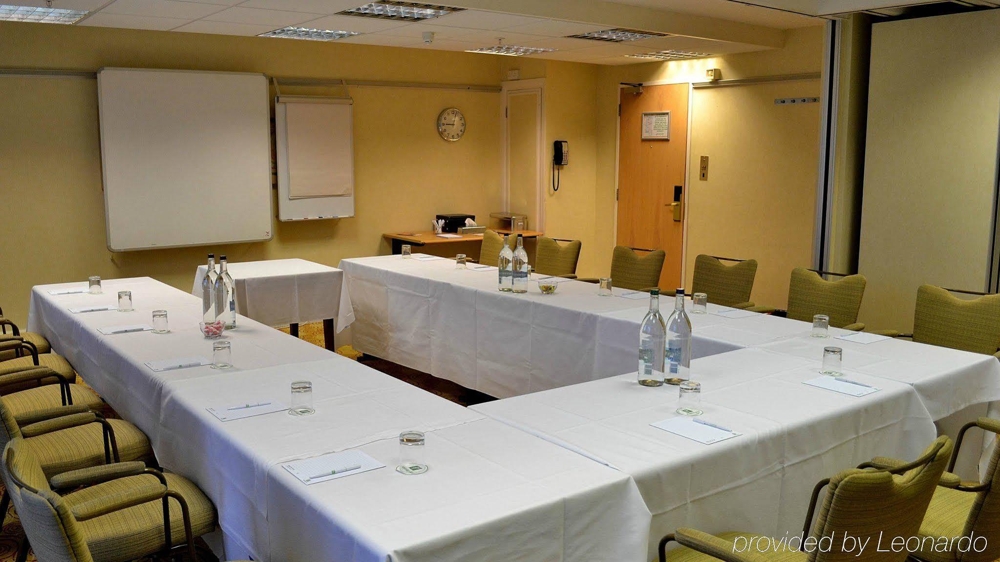 Holiday Inn Northampton By Ihg Kültér fotó