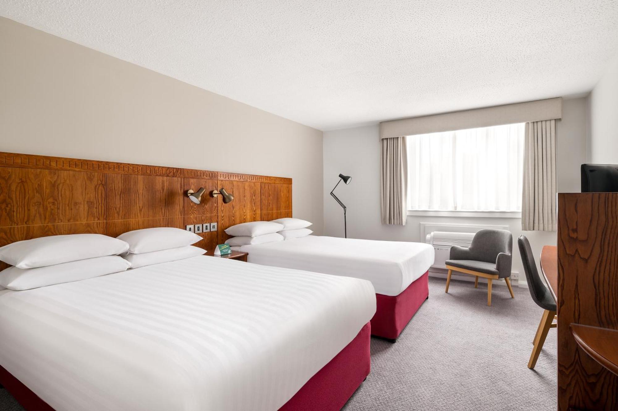 Holiday Inn Northampton By Ihg Kültér fotó